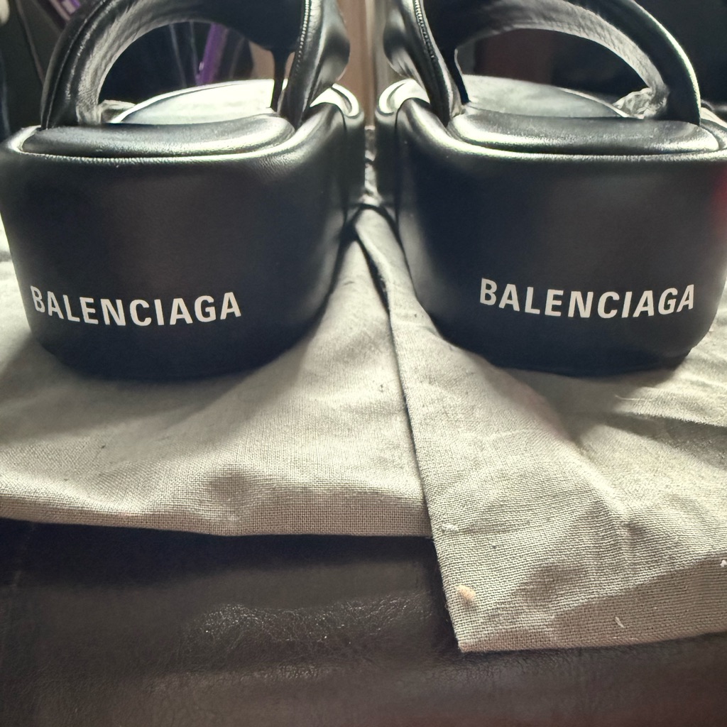 Balenciaga Logo Printed Thong Sandals